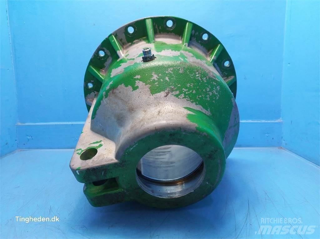 John Deere S670 Gear