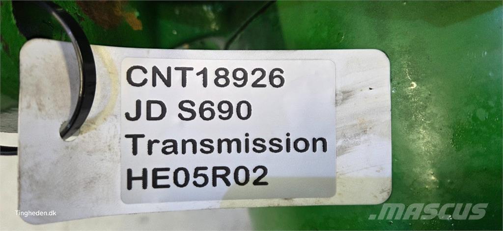 John Deere S690 Gear