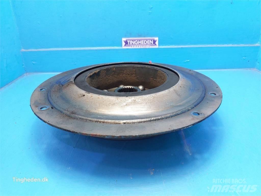 John Deere T660I Gear