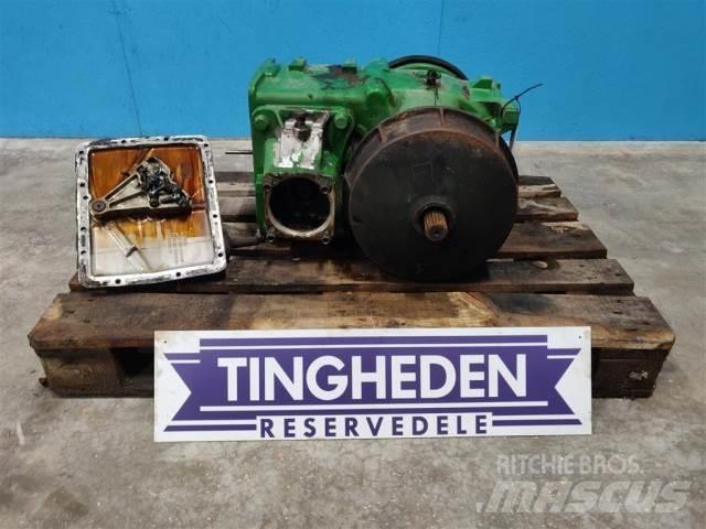 John Deere T670 Gear