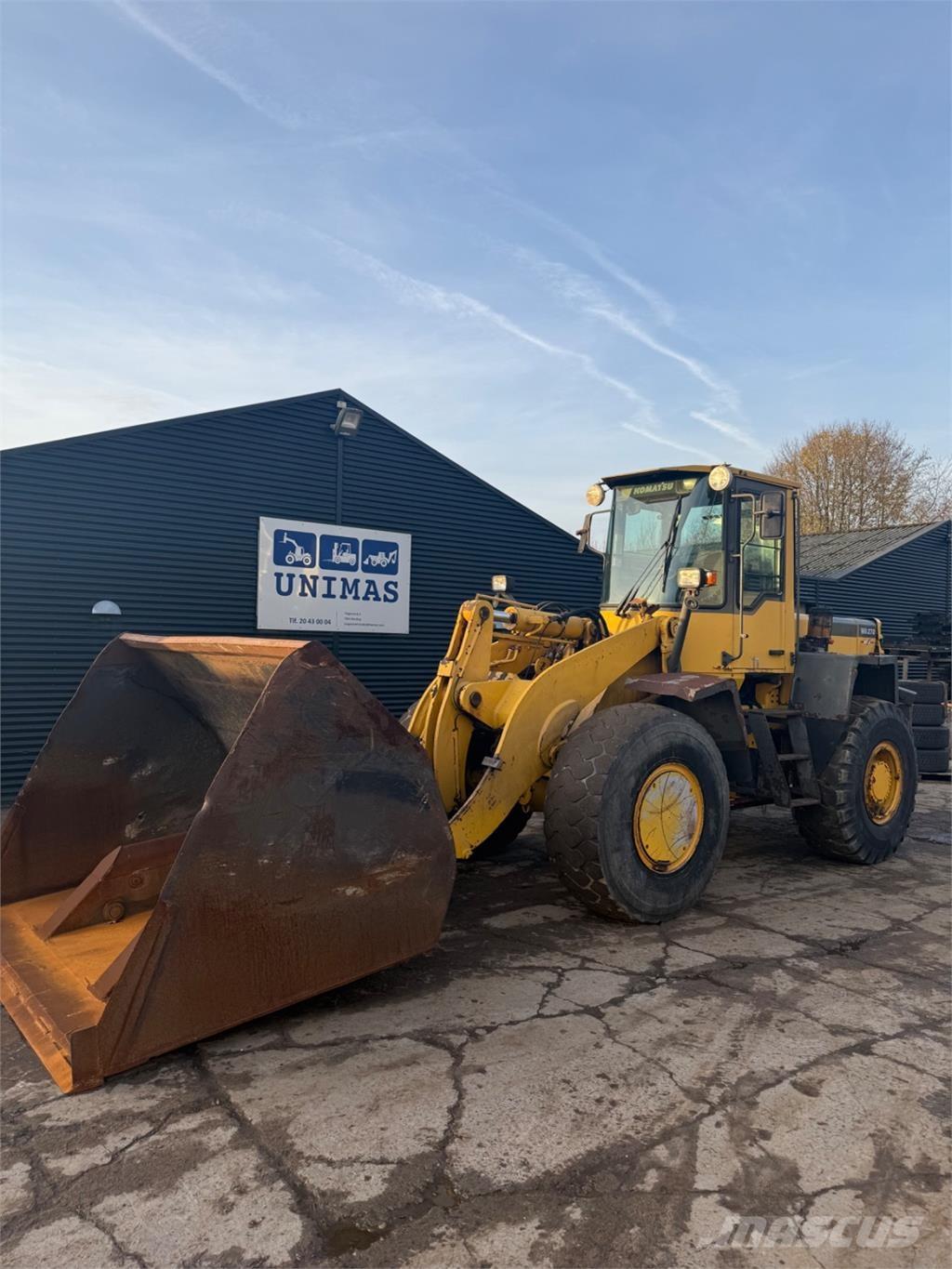 Komatsu WA270-3 Læssemaskiner på hjul