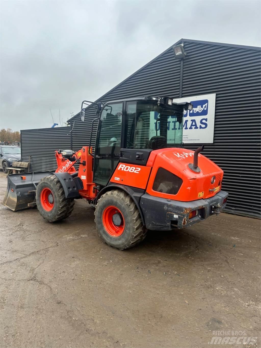 Kubota R082 Læssemaskiner på hjul