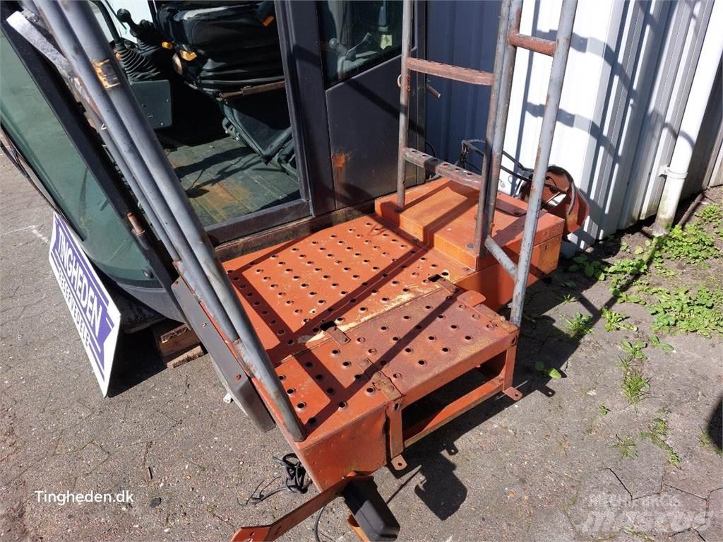 Laverda L627 Kabiner og interiør