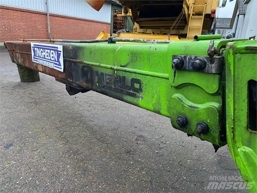 Merlo 25.6 Booms og dippers