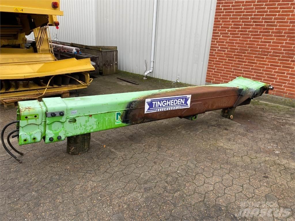 Merlo 38.10 Booms og dippers