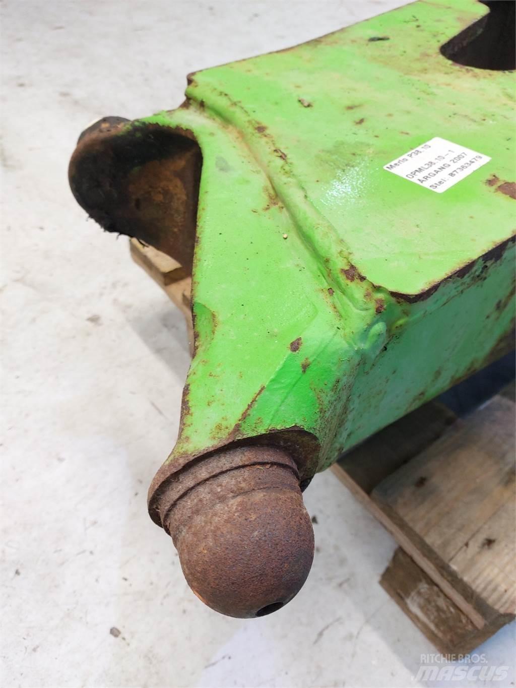 Merlo P38.10 Aksler