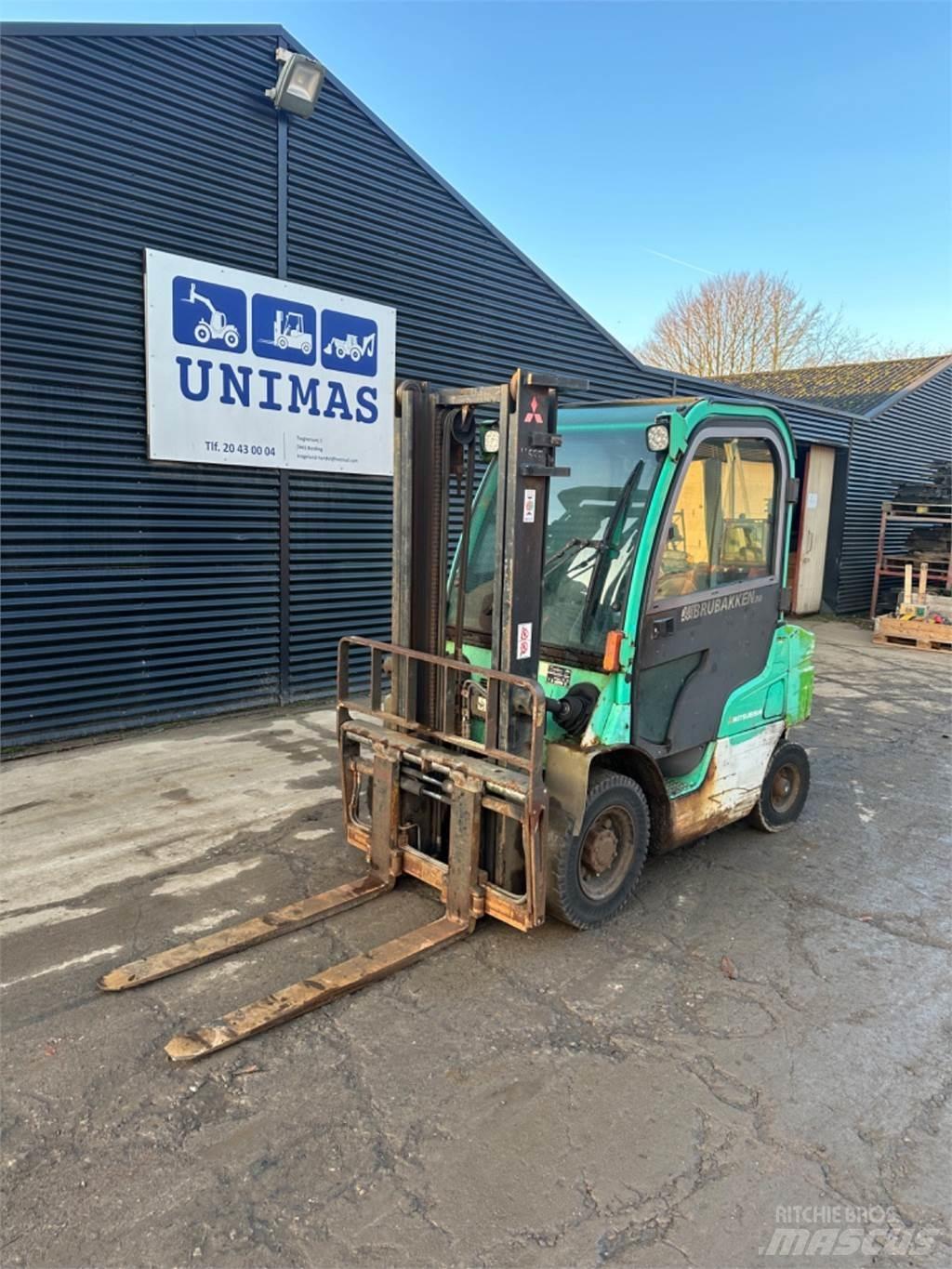Mitsubishi FD25 Diesel gaffeltrucks