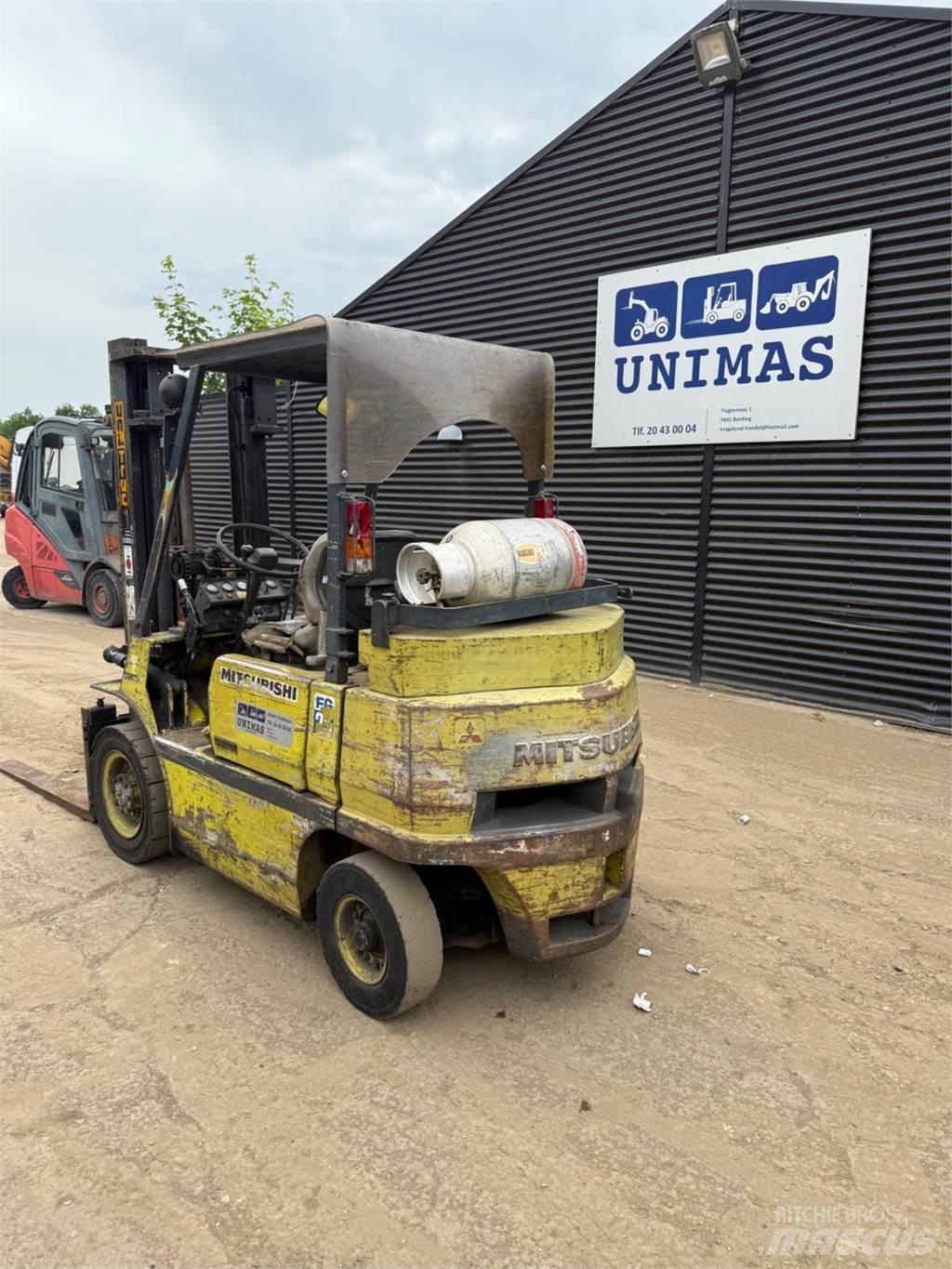 Mitsubishi FG25 LPG gaffeltrucks