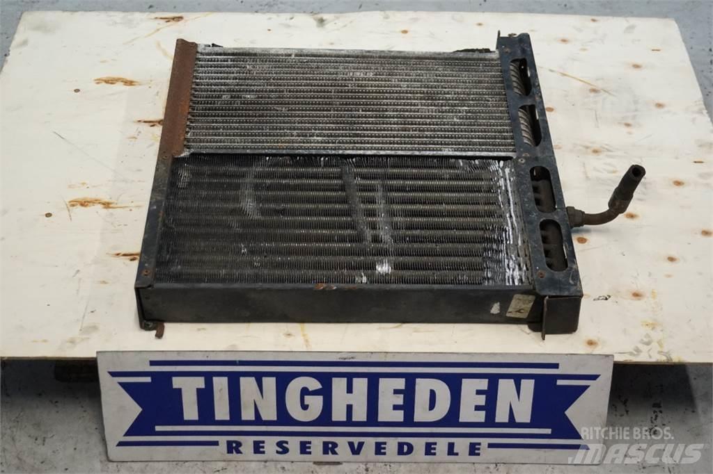 New Holland  Radiatorer