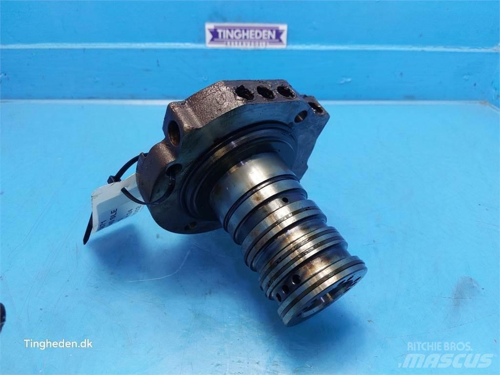New Holland 6640 Gear