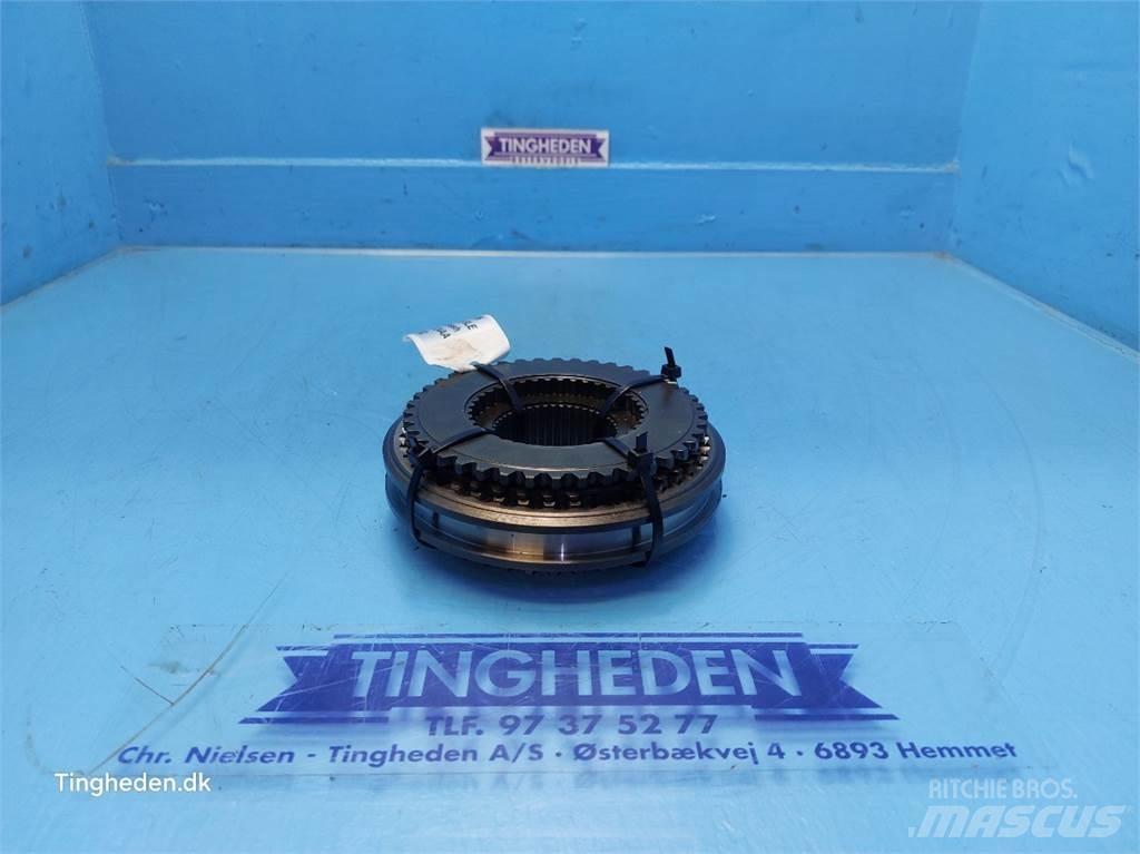 New Holland 6640 Gear