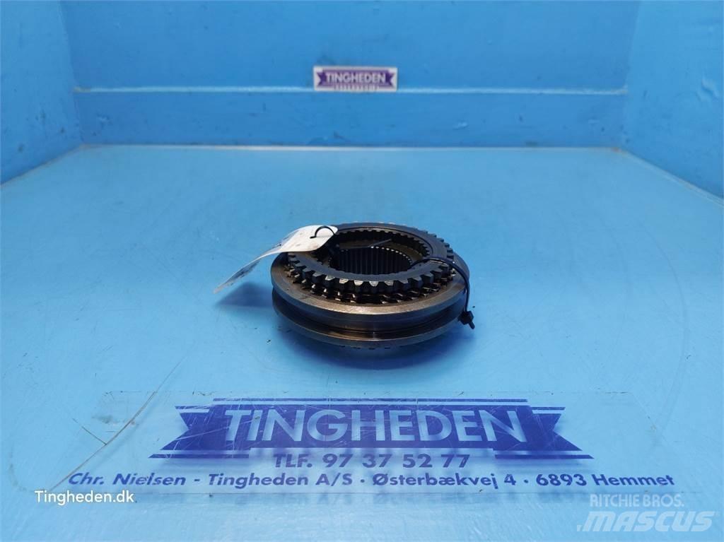 New Holland 6640 Gear