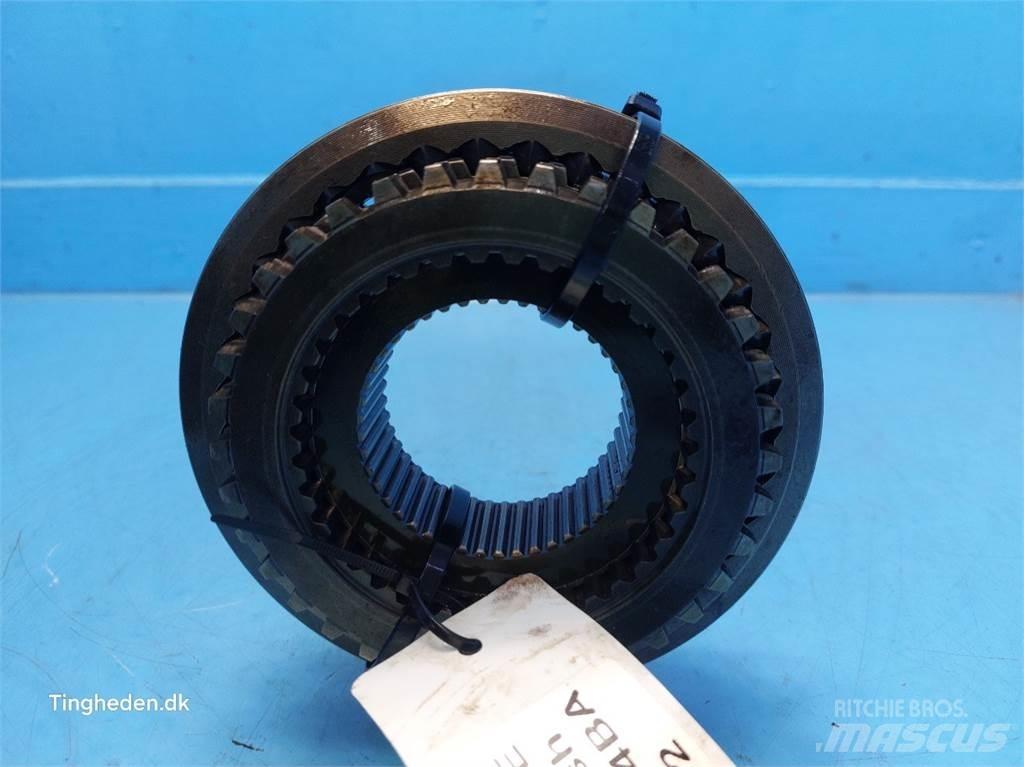 New Holland 6640 Gear