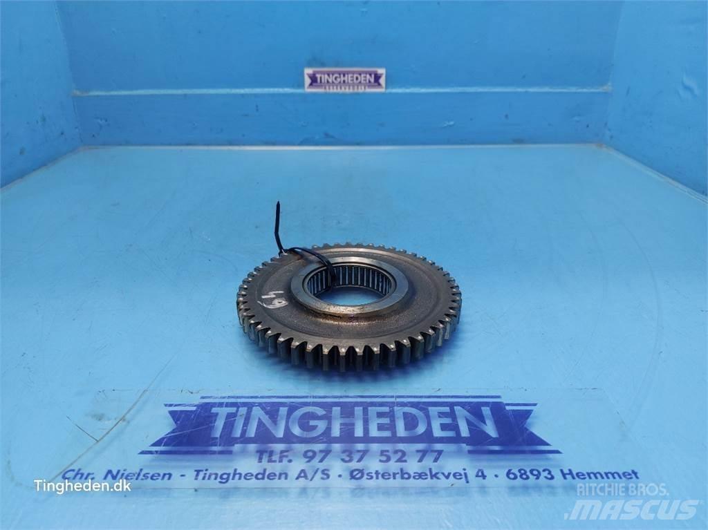 New Holland 6640 Gear