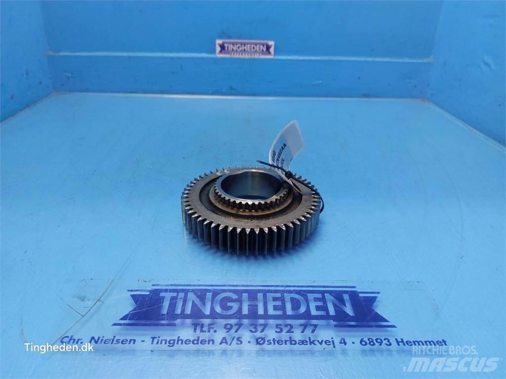 New Holland 6640 Gear
