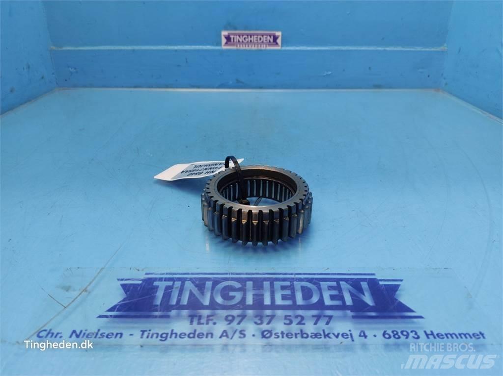 New Holland 6640 Gear