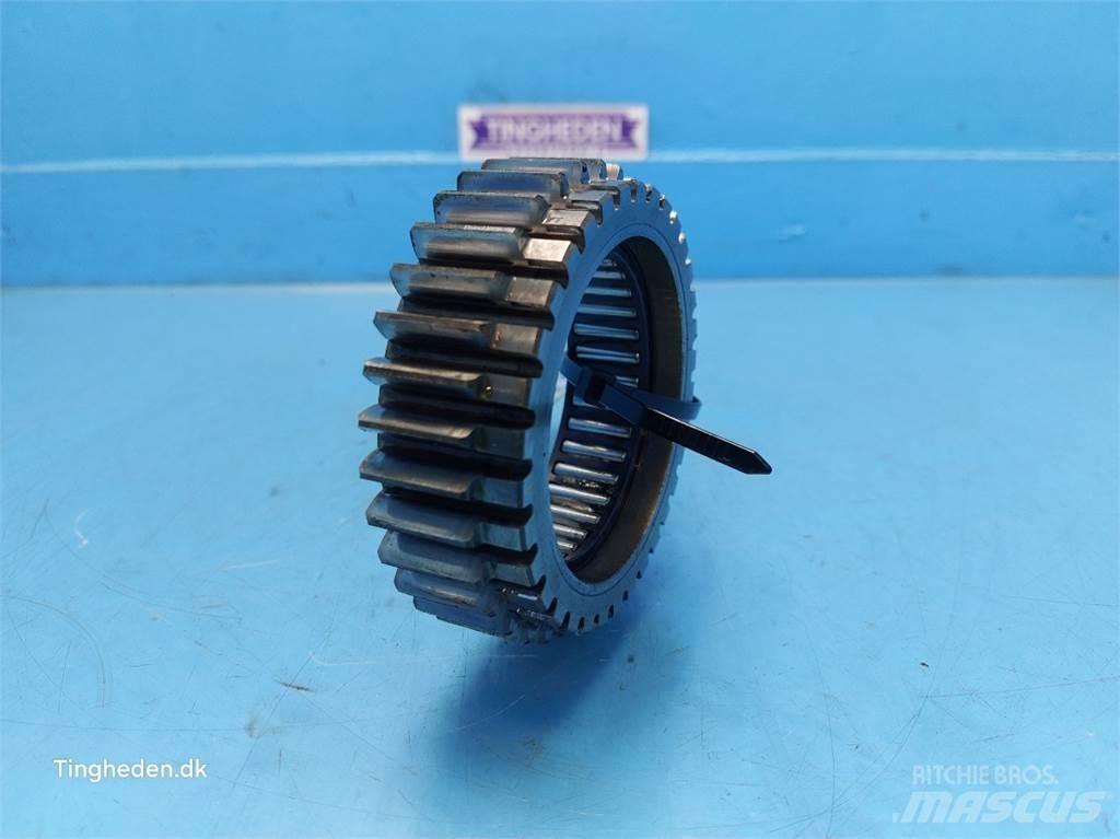 New Holland 6640 Gear