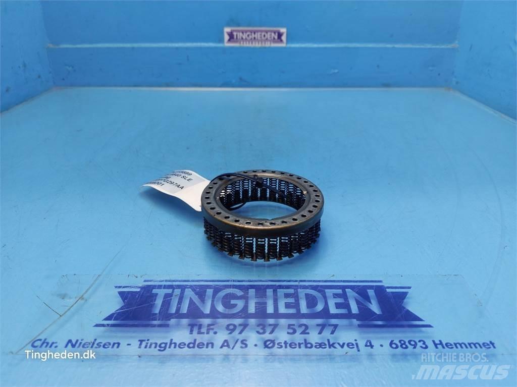 New Holland 6640 Gear