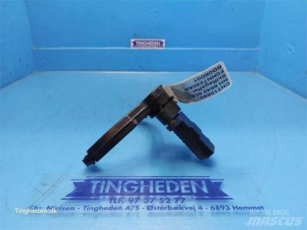 New Holland 6640 Gear