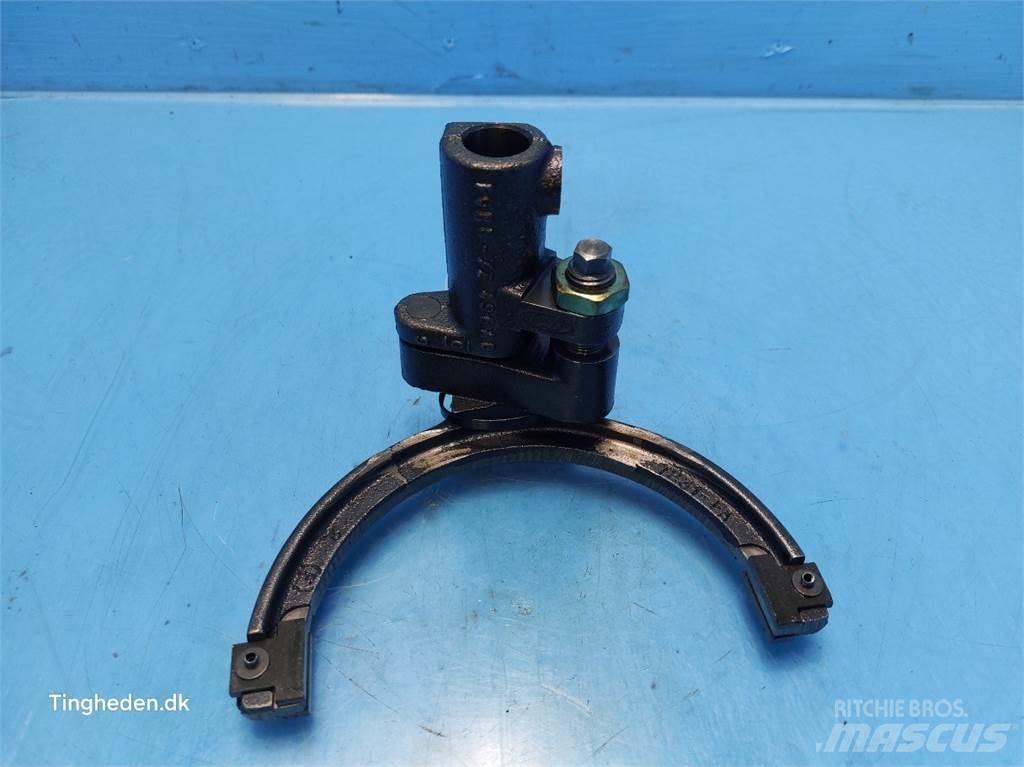 New Holland 6640 Gear