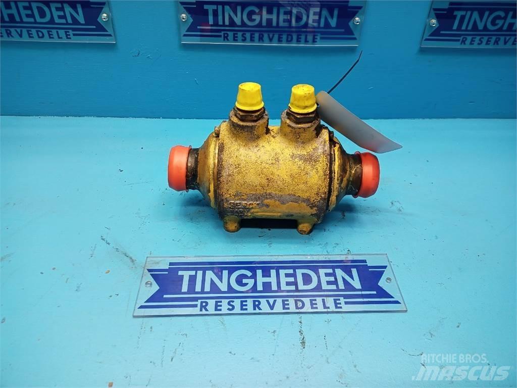 New Holland 8060 Radiatorer