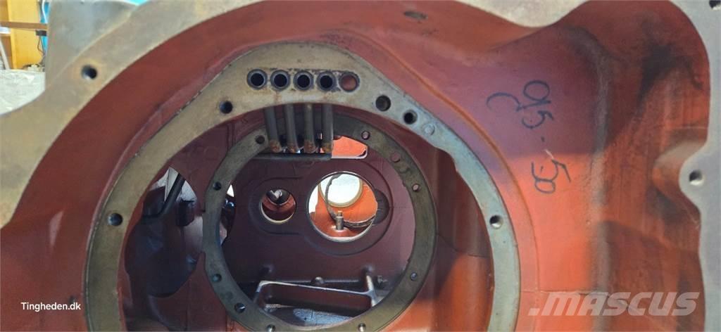 New Holland 8340 Gear