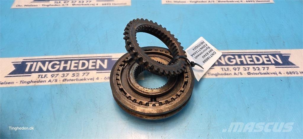 New Holland 8340 Gear