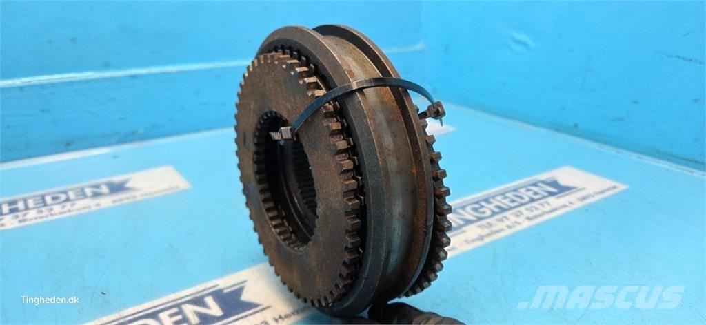 New Holland 8340 Gear