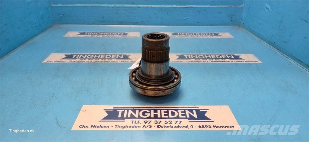 New Holland 8340 Gear