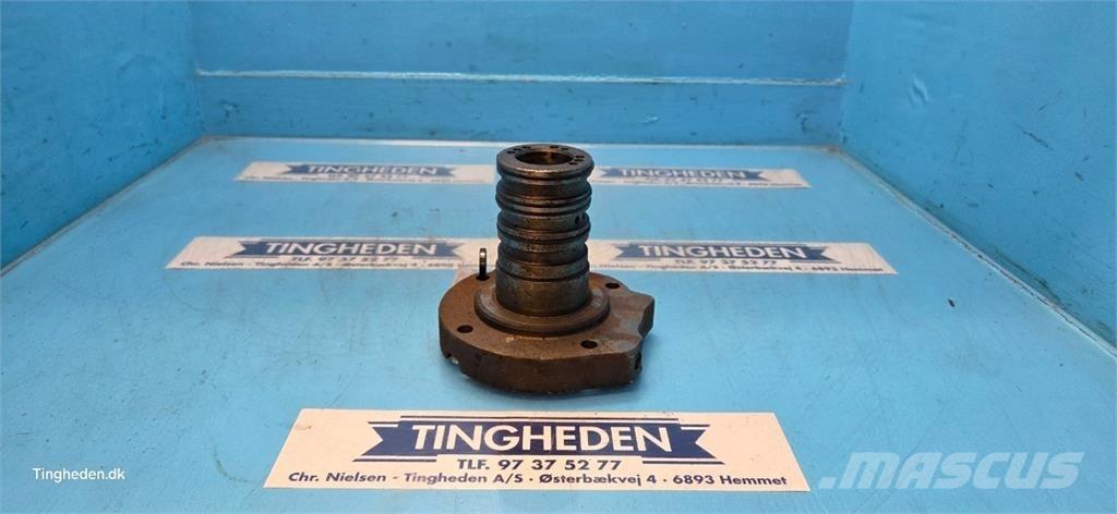 New Holland 8340 Gear