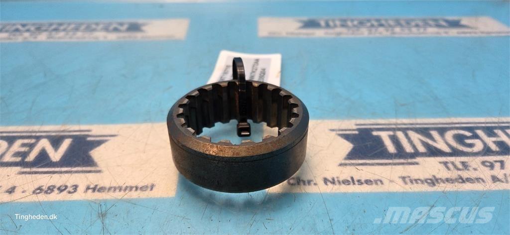 New Holland 8340 Gear