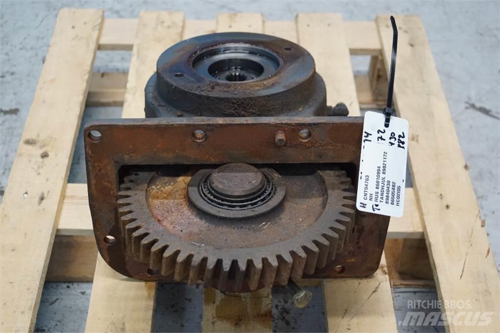 New Holland 8670 Gear