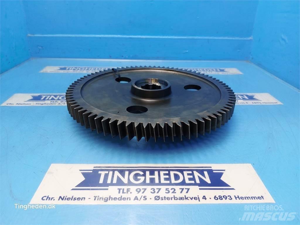 New Holland 8670 Gear