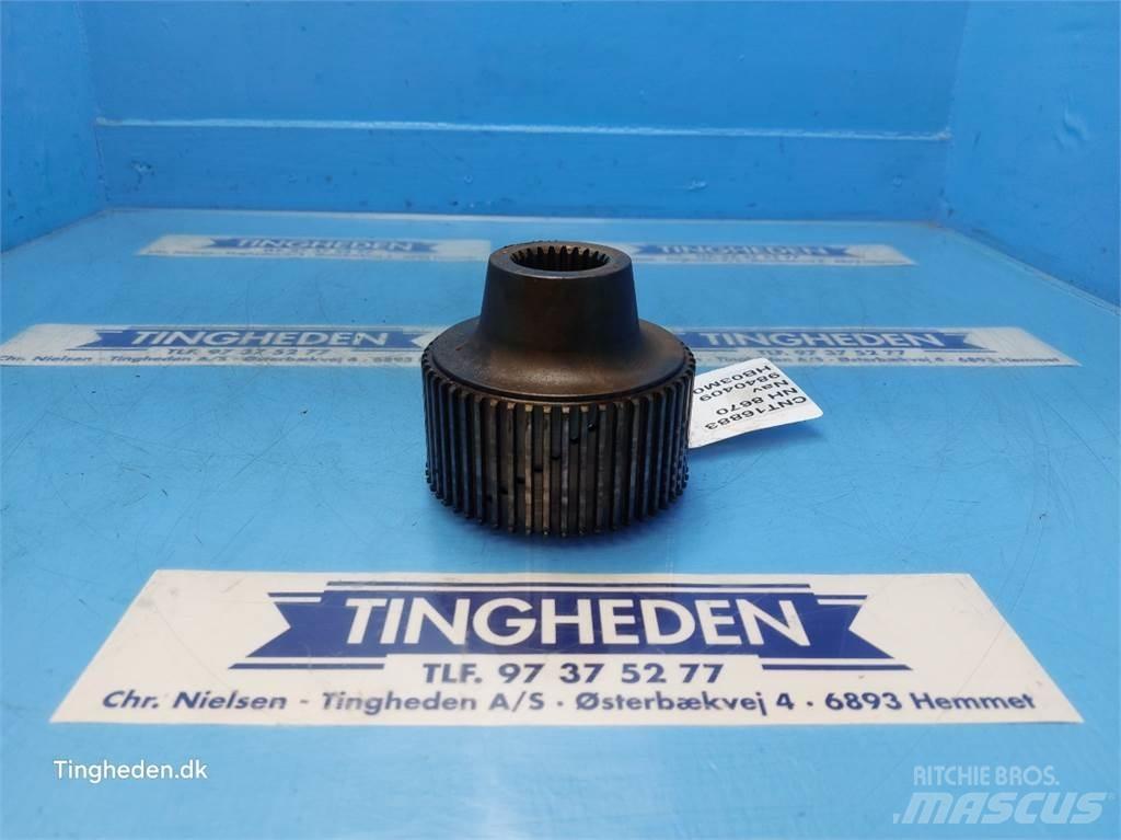 New Holland 8670 Gear