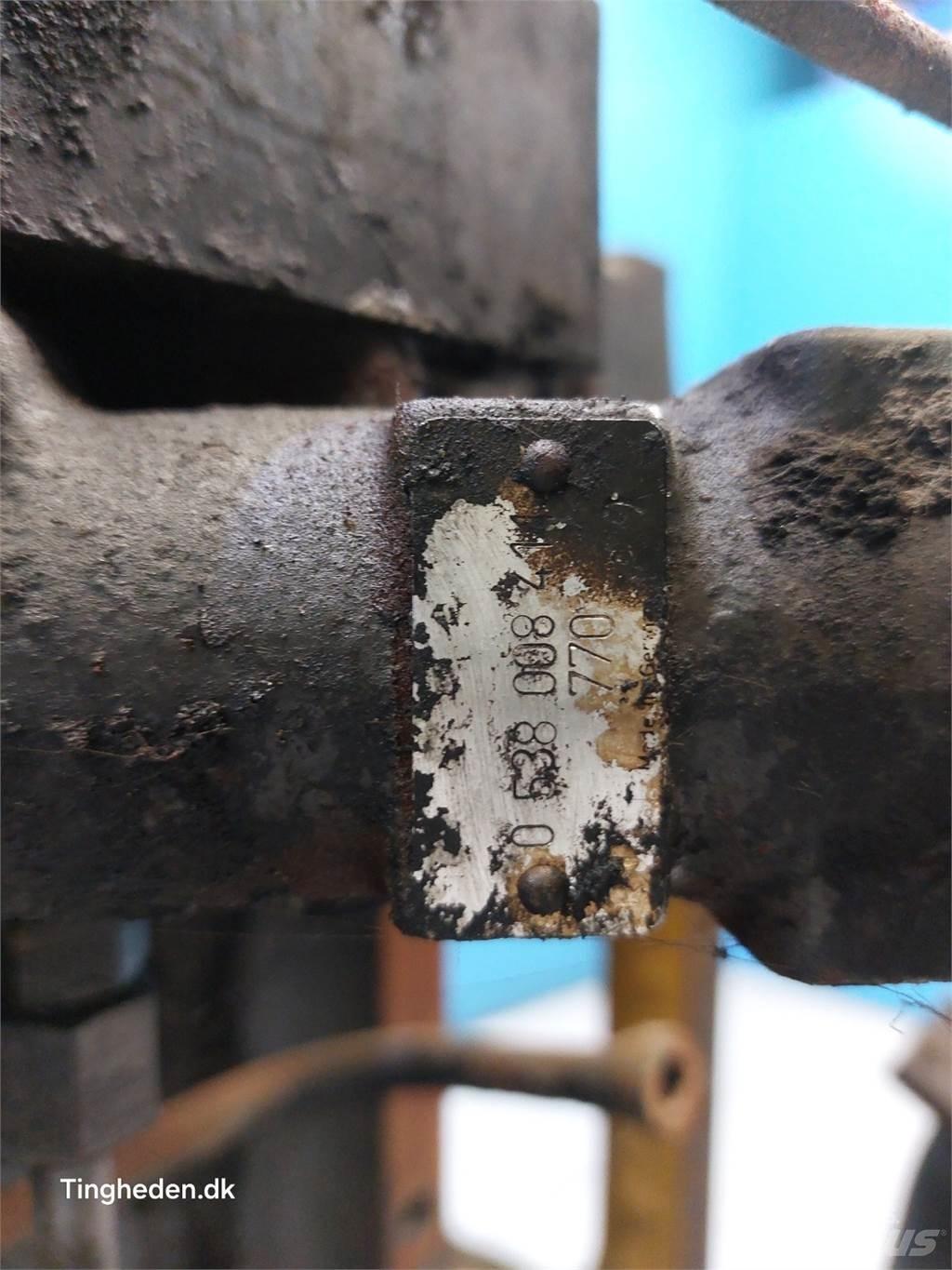 New Holland 8670 Gear