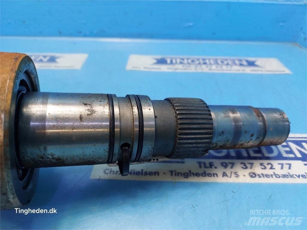 New Holland 8870 Gear