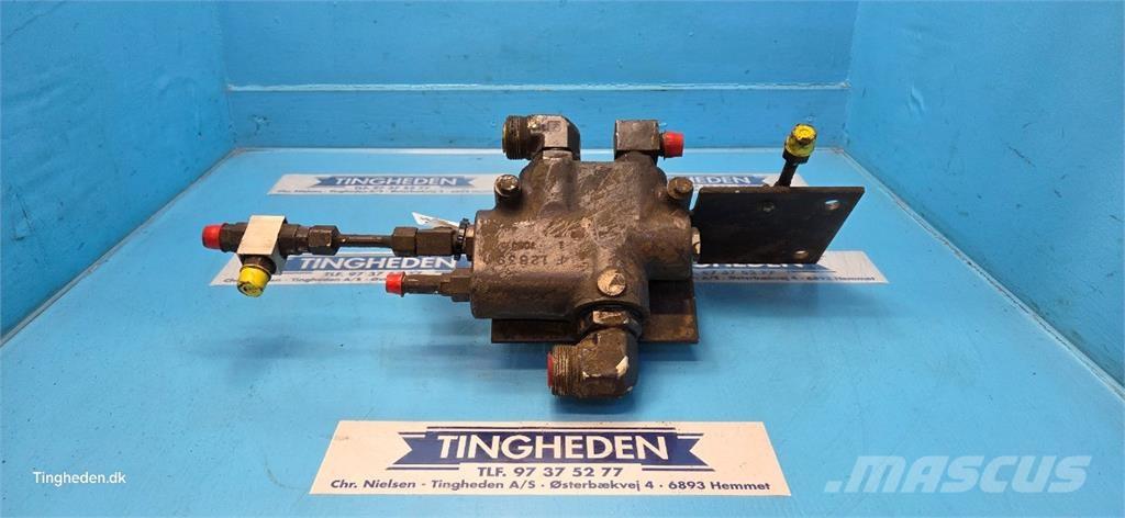 New Holland 8970 Hydraulik