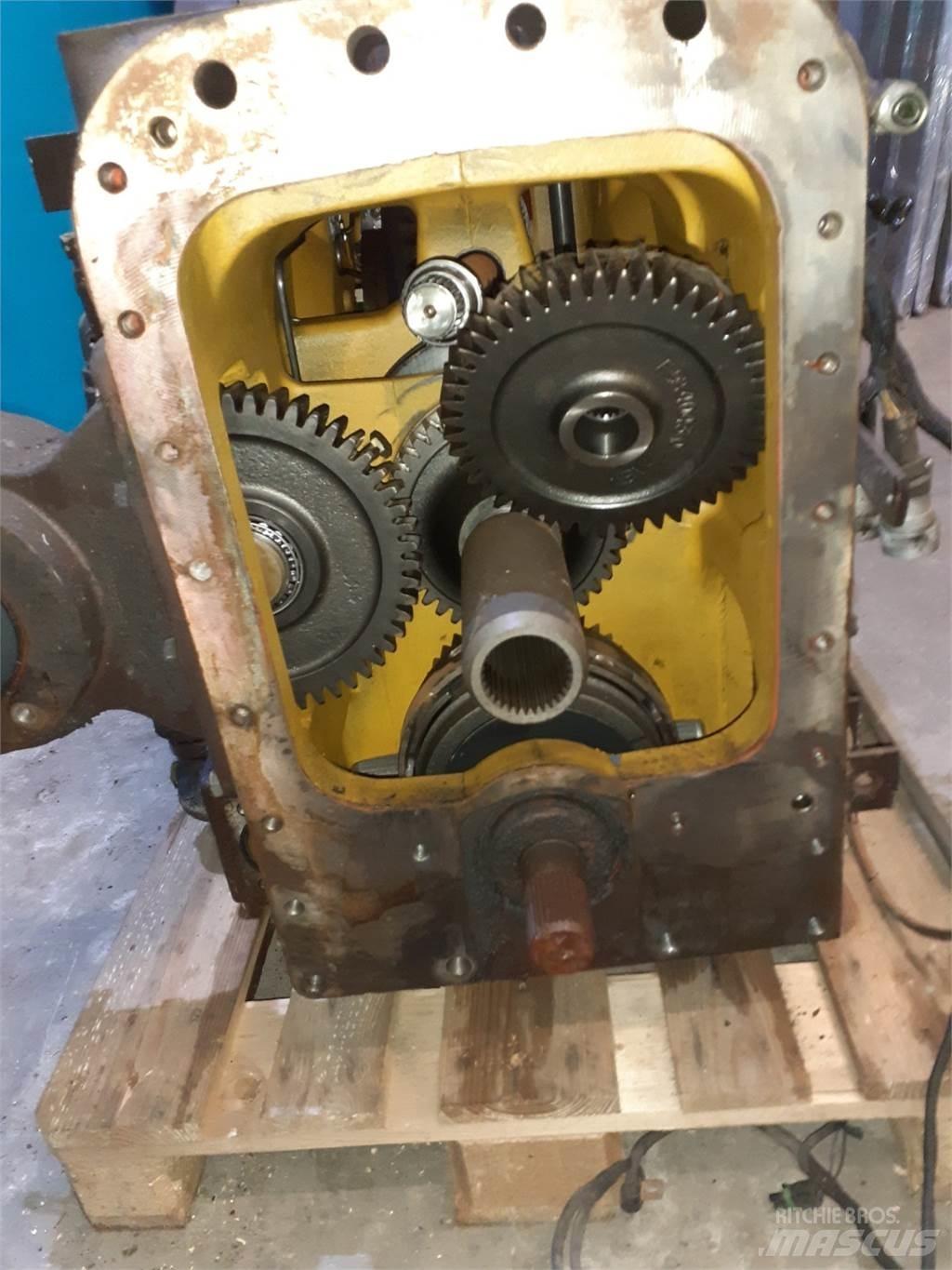 New Holland G190 Gear