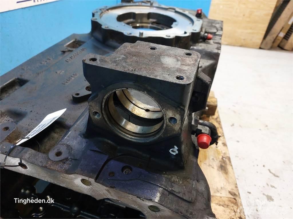 New Holland T6 Gear