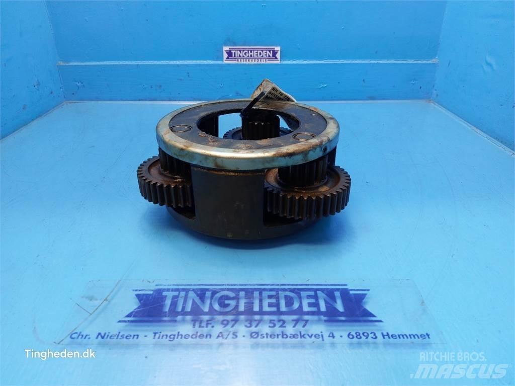 New Holland T6 Gear