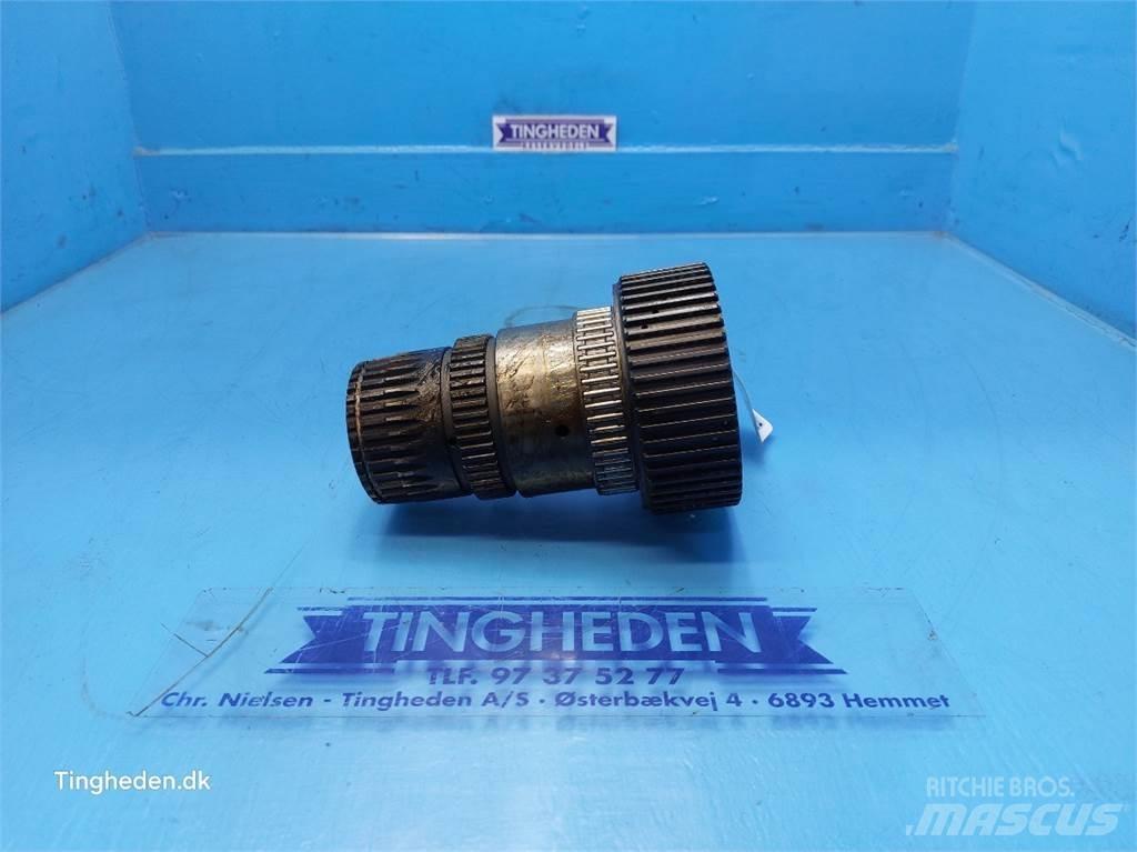 New Holland T6 Gear