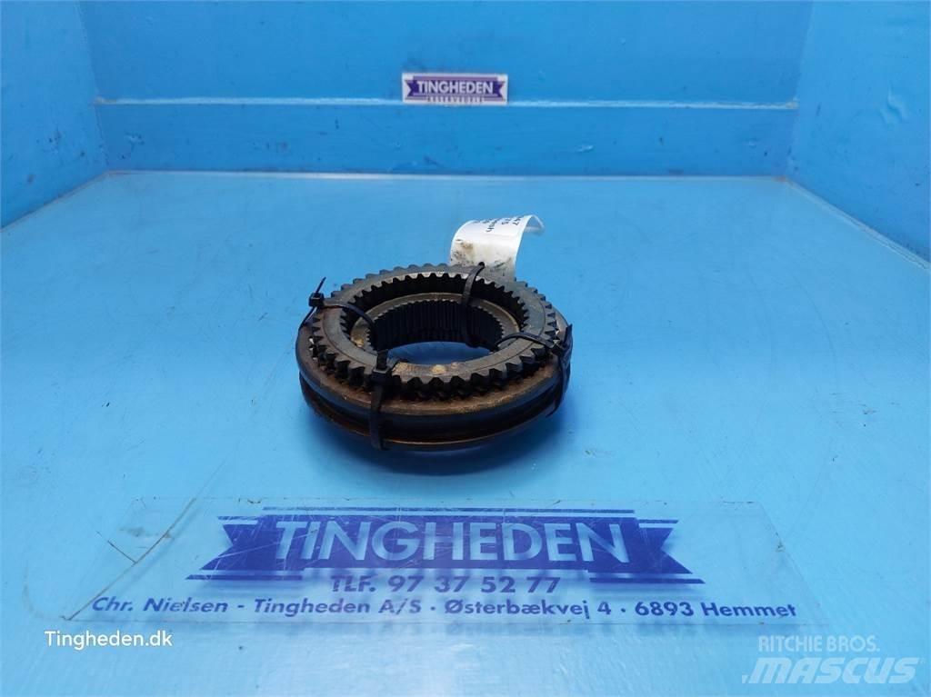 New Holland T6 Gear
