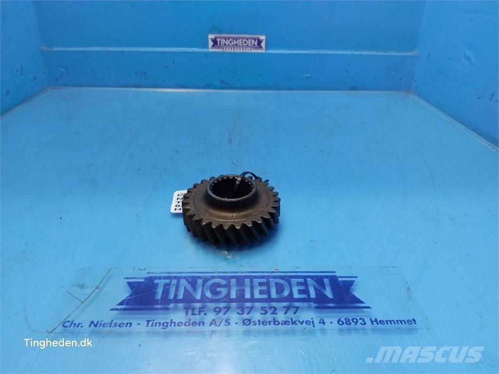New Holland T6 Gear