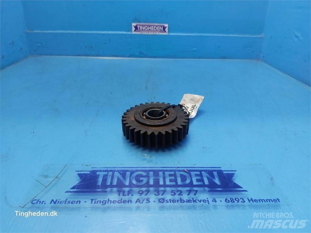 New Holland T6 Gear