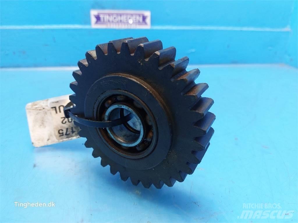 New Holland T6 Gear