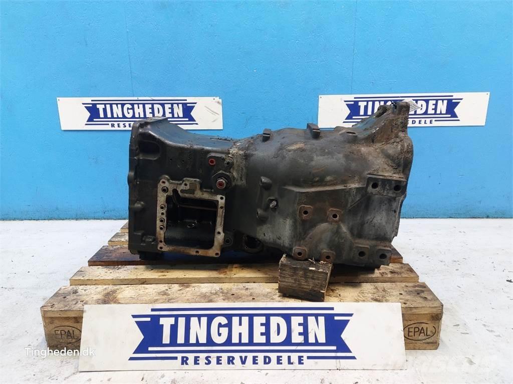 New Holland T6 Gear