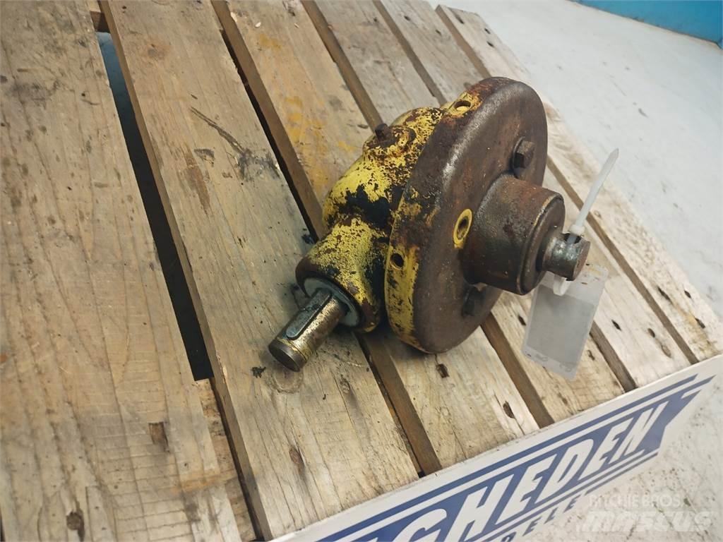 New Holland TX68 Gear
