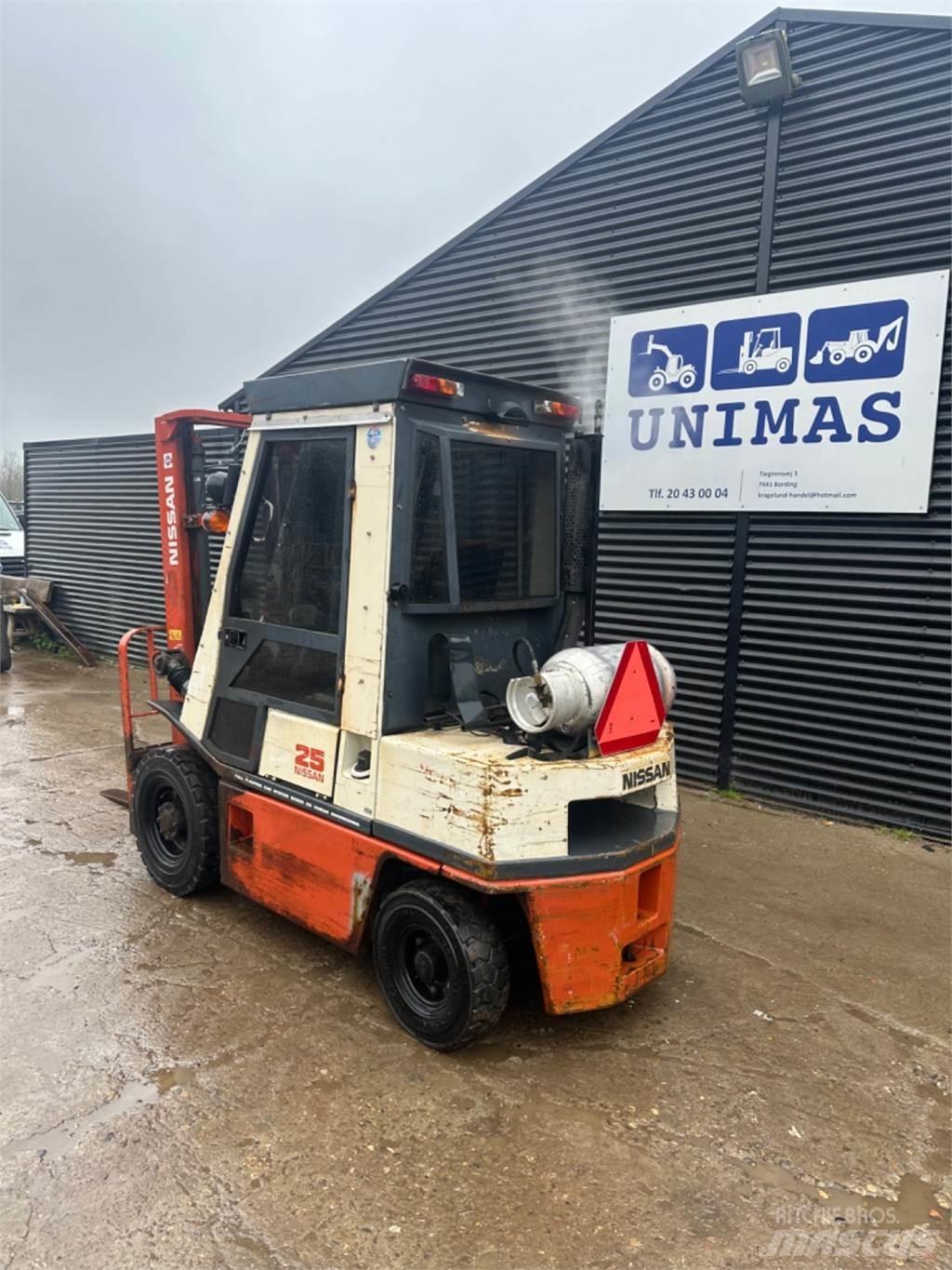 Nissan FG25 LPG gaffeltrucks