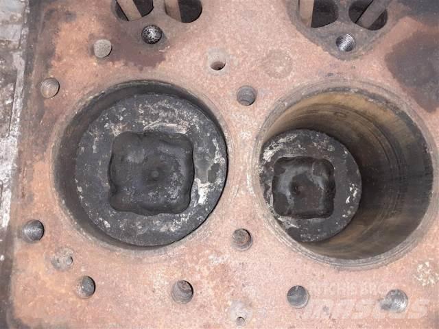 Perkins 1004-4T Motorer