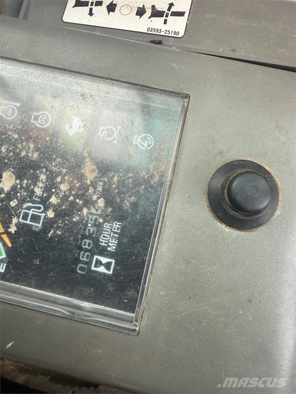 Takeuchi TB145 Gravemaskiner på larvebånd